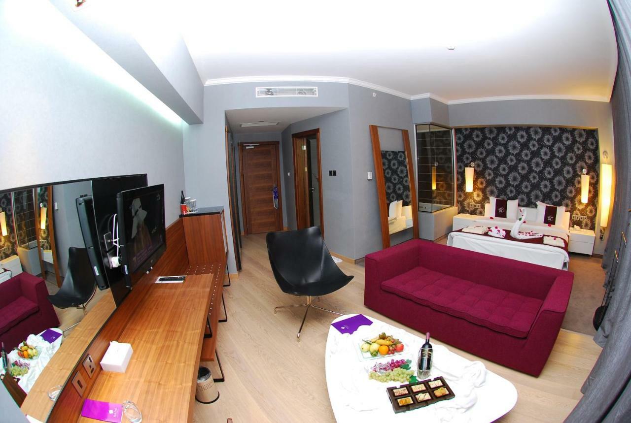 Malpas Hotel Agios Epiktitos Eksteriør bilde