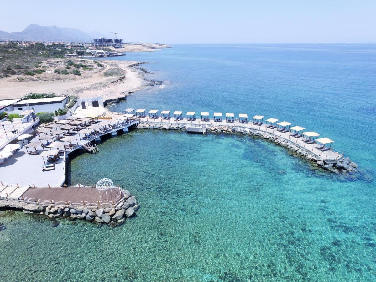 Malpas Hotel Agios Epiktitos Eksteriør bilde